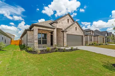 111 Malibu, Hutto, TX 78634 - Photo 2