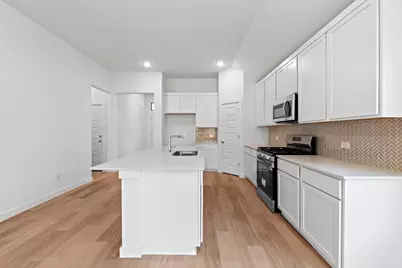 111 Malibu, Hutto, TX 78634 - Photo 8