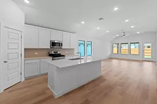 111 Malibu, Hutto, TX 78634 - Photo 4