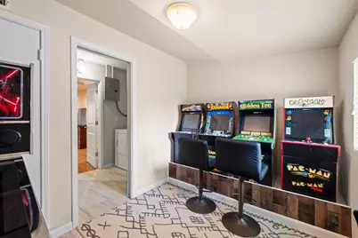 8501 Kromer Street, Austin, TX 78757 - Photo 24