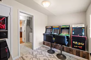 8501 Kromer St, Austin, TX 78757 - Photo 24