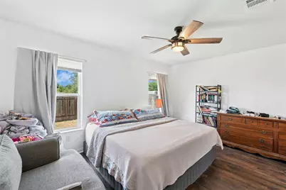 124 Continental Avenue, Liberty Hill, TX 78642 - Photo 24