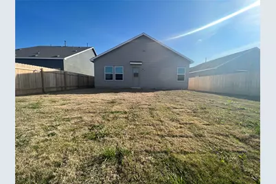 13604 Menard Way, Elgin, TX 78621 - Photo 12