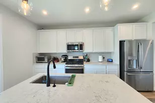 13302 Henrietta Plz, Manor, TX 78653 - Photo 10