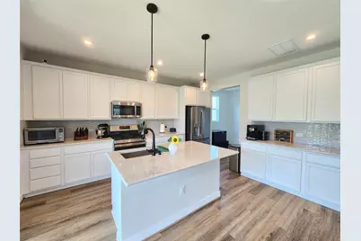 13302 Henrietta Plaza, Manor, TX 78653 - Photo 8