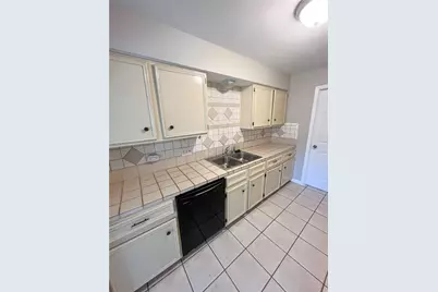 11516 Sandy Loam Trail, Austin, TX 78750 - Photo 10