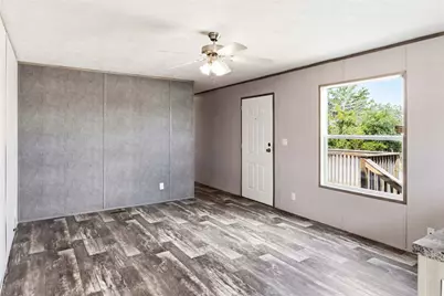 5670 E Austin Street, Giddings, TX 78942 - Photo 8