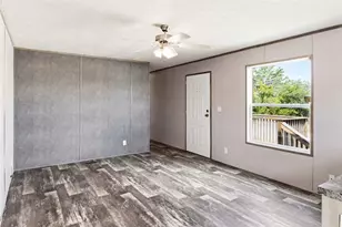 5670 E Austin St, Giddings, TX 78942 - Photo 8