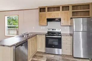 5670 E Austin St, Giddings, TX 78942 - Photo 12