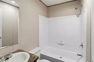 5670 E Austin St, Giddings, TX 78942 - Photo 16