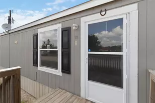 5670 E Austin St, Giddings, TX 78942 - Photo 6