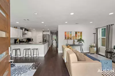 3013 E 16th Street, Austin, TX 78702 - Photo 2
