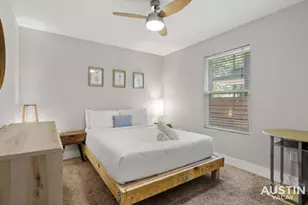 3013 E 16th St, Austin, TX 78702 - Photo 14