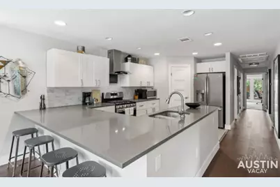 3013 E 16th Street, Austin, TX 78702 - Photo 10