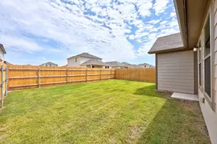 327 Bendecido Loop, Elgin, TX 78621 - Photo 28