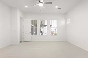 7505 Boyd Hvn Dr, Austin, TX 78744 - Photo 24