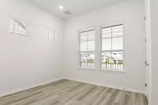 7505 Boyd Hvn Dr, Austin, TX 78744 - Photo 18