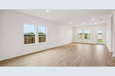 25524 Farmers Crop Lane, Elgin, TX 78621 - Photo 6