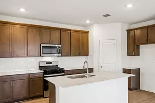 25524 Farmers Crop Ln, Elgin, TX 78621 - Photo 14