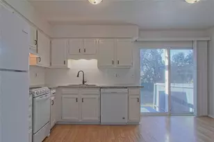 3004 Whisper Oaks Ln, Georgetown, TX 78628 - Photo 12