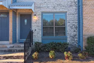 3004 Whisper Oaks Ln, Georgetown, TX 78628 - Photo 2