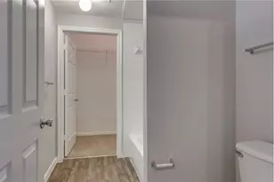 2320 Gracy Farms Ln, Austin, TX 78758 - Photo 18