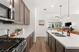 6512 Velvet Leaf Ln, Buda, TX 78610 - Photo 8