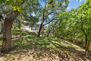 2007 Wychwood Dr, Austin, TX 78746 - Photo 30