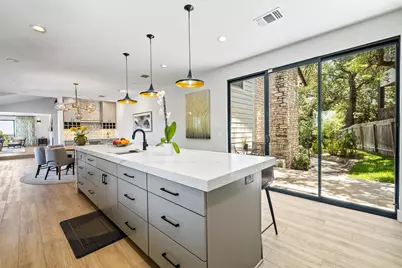 2007 Wychwood Drive, Austin, TX 78746 - Photo 6