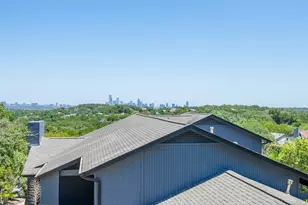 2007 Wychwood Dr, Austin, TX 78746 - Photo 2