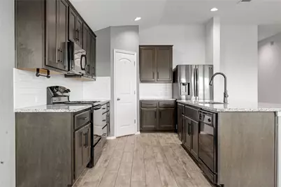 20506 National Drive, Lago Vista, TX 78645 - Photo 14