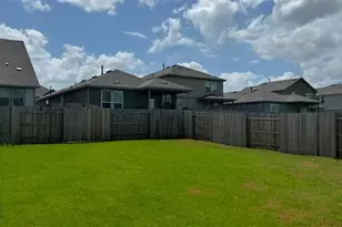 570 Papaya Dr, Buda, TX 78610 - Photo 26