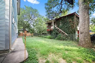 2905 Robinson St, Austin, TX 78722 - Photo 8