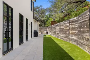 3913 Bonnell Dr, Austin, TX 78731 - Photo 38
