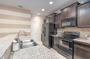 516 E Slaughter Ln, Austin, TX 78744 - Photo 4