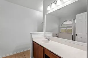 306 Creston St, Hutto, TX 78634 - Photo 10