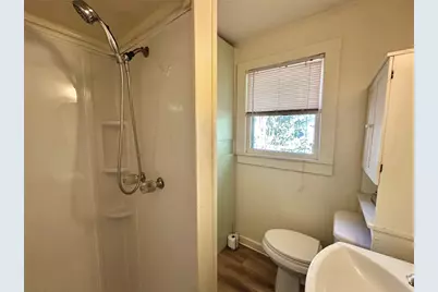 405 Mills Street, Smithville, TX 78957 - Photo 14