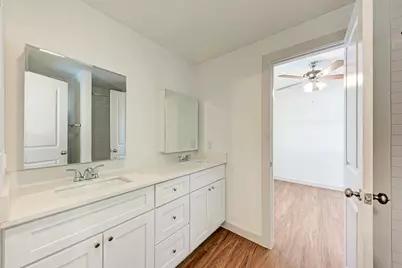 306 E 30th Street #3, Austin, TX 78705 - Photo 20