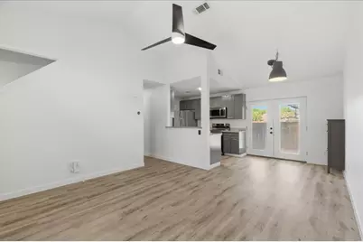 1015 E Yager Lane #18, Austin, TX 78753 - Photo 4