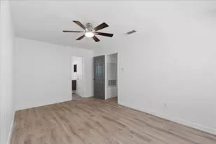 1015 E Yager Ln, Austin, TX 78753 - Photo 16