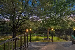 210 Kickapoo Creek Ln, Georgetown, TX 78633 - Photo 24