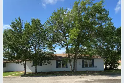 408 S Grimes Street, Giddings, TX 78942 - Photo 1