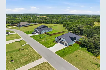 150 McNaughton Drive, Liberty Hill, TX 78642 - Photo 32