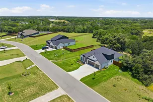 150 McNaughton Dr, Liberty Hill, TX 78642 - Photo 32