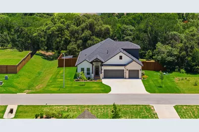 150 McNaughton Drive, Liberty Hill, TX 78642 - Photo 2