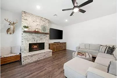 150 McNaughton Drive, Liberty Hill, TX 78642 - Photo 12