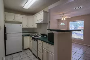 1615 Westmoor Dr, Austin, TX 78723 - Photo 4