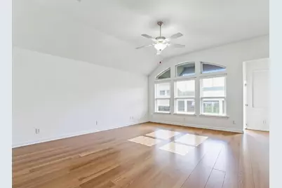 693 Spinnaker Loop, Kyle, TX 78640 - Photo 4