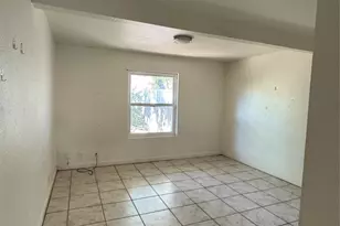 1006 N Meadows Dr, Austin, TX 78758 - Photo 6