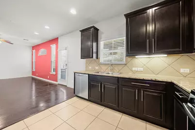 8601 Rock Pigeon Drive, Austin, TX 78729 - Photo 16